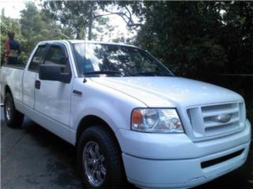 ford 150 cuatro puerta