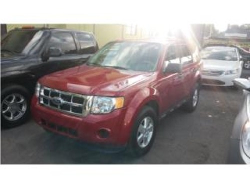 ford escape 2011 con solo 5000 millas