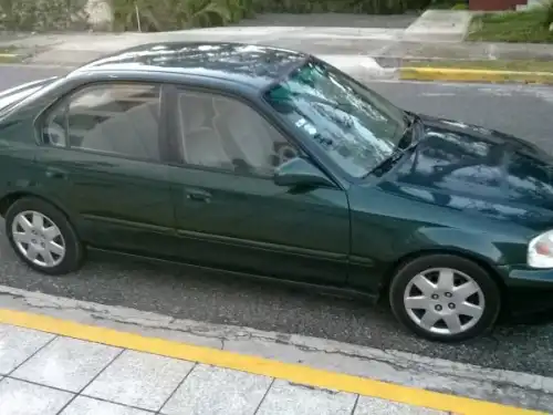 honda civic 2000 americano