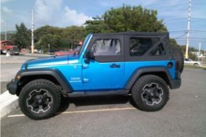 jeep 2010 2 puertas 5500 millas 20000