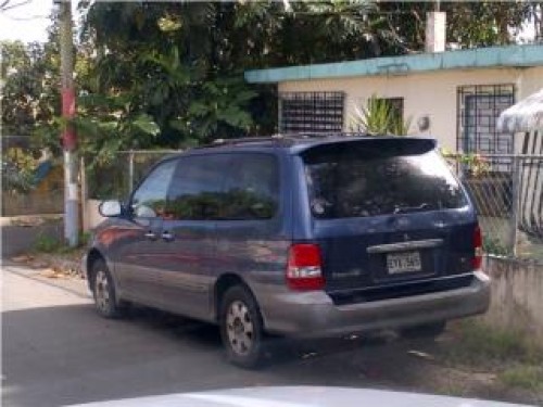 kia sedona 2002 la cara, motor quemado piezas