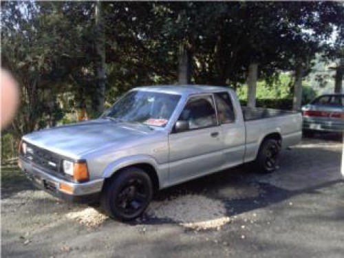 mazda b2200 1987