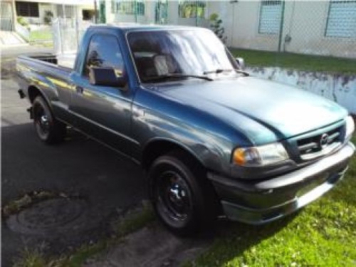 mazda b2500 $2500 fijo