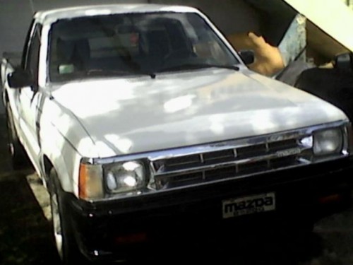 mazda pick up b2200