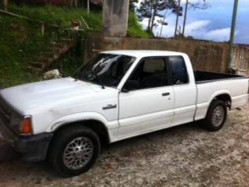 mazda pick-up b2600 1992