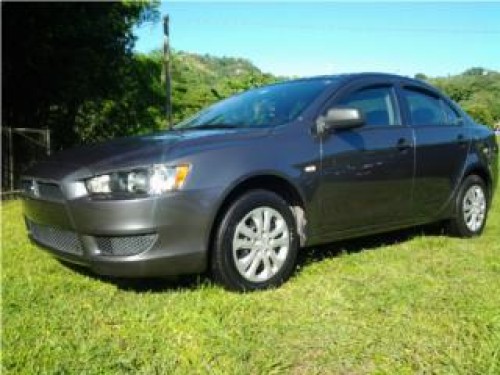 mitsubishi lancer 2009 como nuevo