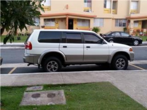 mitsubishi montero sport 97 por pick