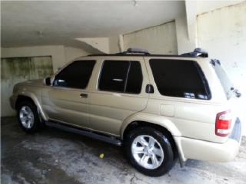 nissan pathfinder 2002 3.5 lt.