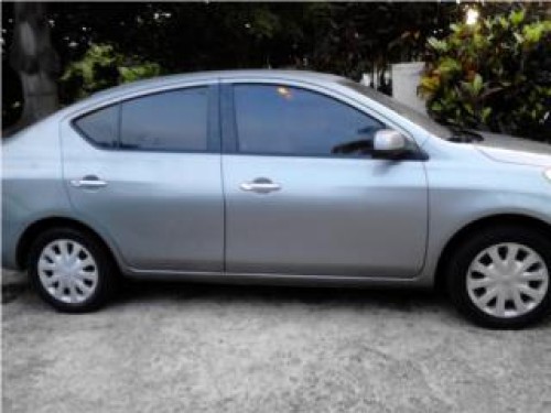 nissan versa 2012