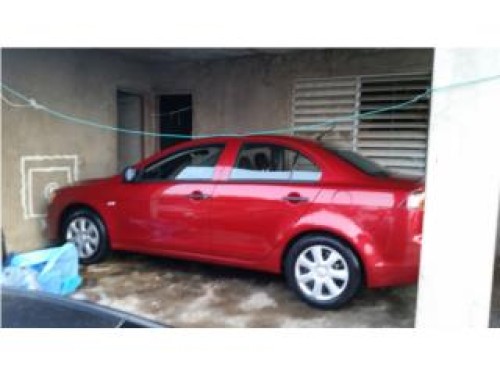 se vende cuenta de mitsubishi lancer 2014