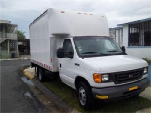 se vende ford 350 2006 step van