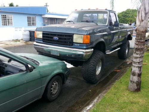 se vende o se cambiaford pick up 4x4