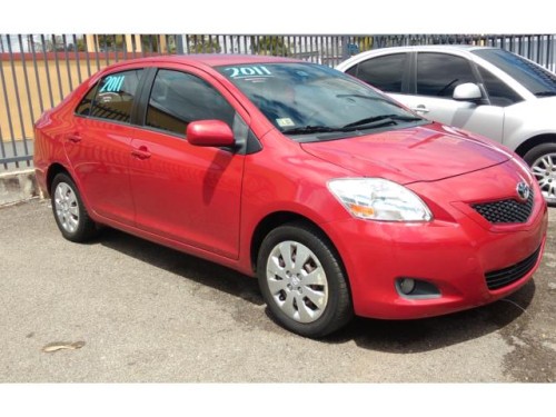 toy yaris 2011 4ptas. std. 9995