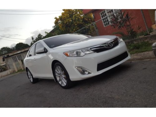 toyota camry 2012