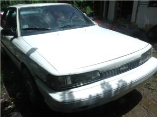 toyota camry 91 aut 4 puertas $500