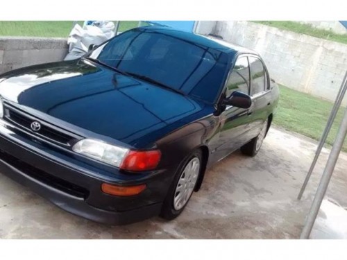 toyota corolla 93 3,800