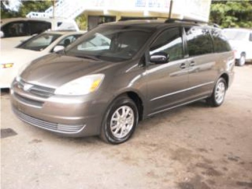 toyota sienna 2005equipada