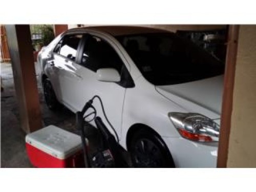 toyota yari2007 bien nuevo