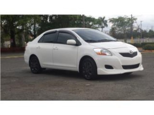 toyota yaris 2011cuenta