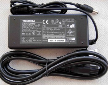 Fuente Toshiba Original 15V 5A